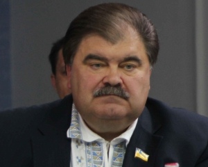 Улицу Грушевского и стадион "Динамо" отремонтируют на деньги Порошенко? Улицу Грушевского и стадион "Динамо" отремонтируют на деньги Порошенко?
