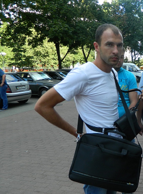 В Киев из 90-ых вернулись "лихие лотерейщики" В Киев из 90-ых вернулись "лихие лотерейщики"