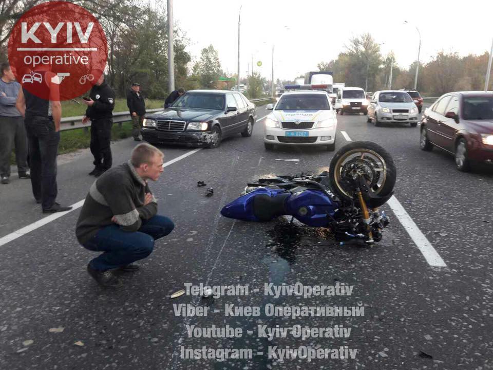 В Киеве двое парней едва не стали "беспечными ангелами" В Киеве двое парней едва не стали "беспечными ангелами"