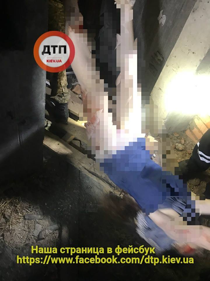 Жуткое ЧП в Киеве: молодая девочка разбилась в лифтовой шахте Жуткое ЧП в Киеве: молодая девочка разбилась в лифтовой шахте