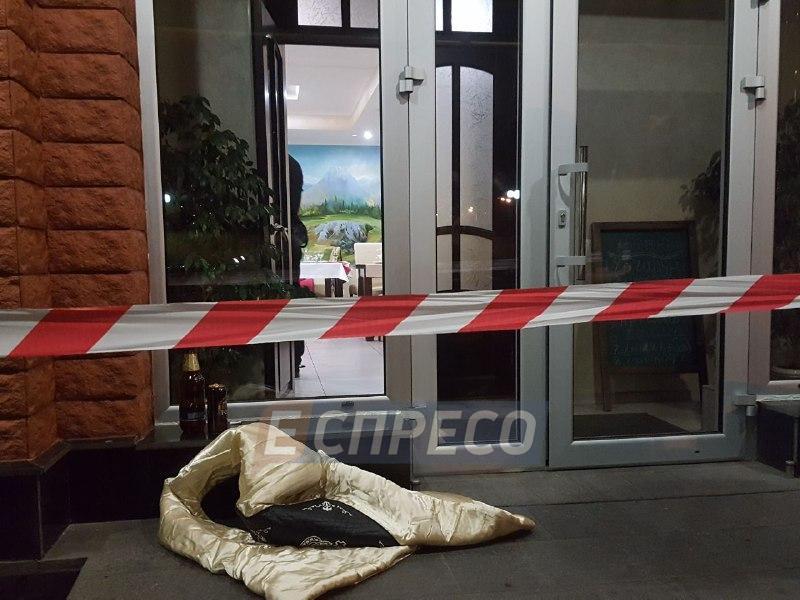 На Оболони владелец ресторана застрелил своих клиентов На Оболони владелец ресторана застрелил своих клиентов