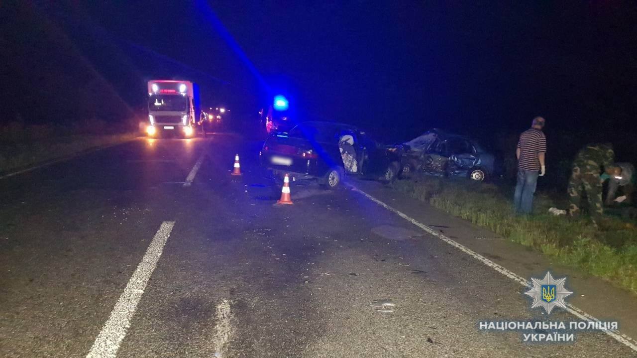 Страшная авария под Киевом: водитель-нарушитель устроил "автокарусель" Страшная авария под Киевом: водитель-нарушитель устроил "автокарусель"