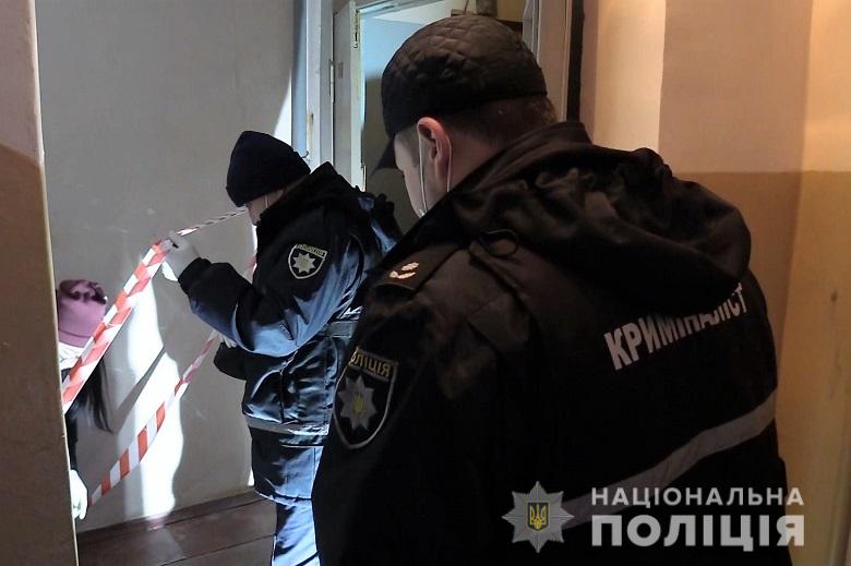 В Киеве будут судить мужчину, который в подъезде дома убил женщину