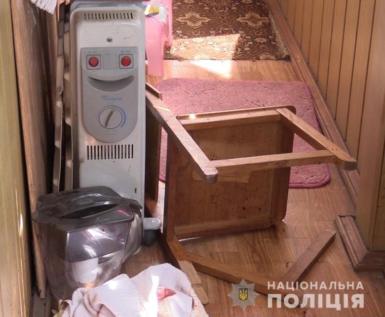В киевской многоэтажке жестоко убили женщину