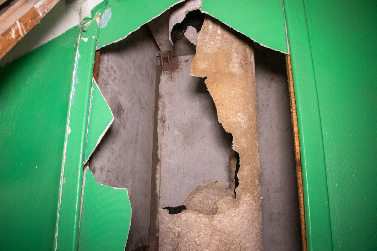 В жилом доме Киева взорвался мусоропровод