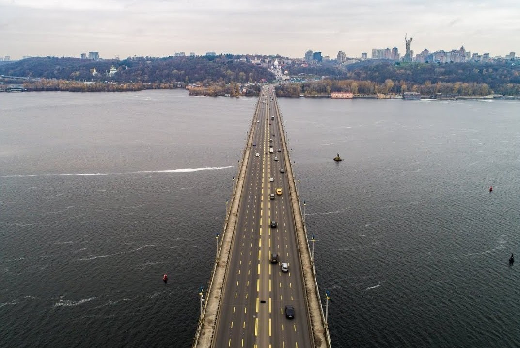 Кличко собирается начать ремонт "уставшего" моста Патона в Киеве