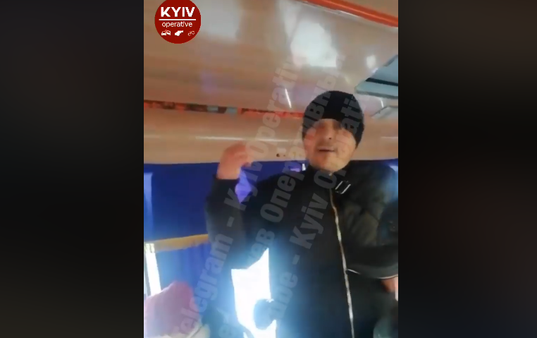 В киевской маршрутке из-за политики подрались пассажиры