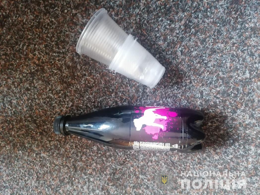 Возле метро "Лесная" в Киеве мужчина энергетиком убил товарища