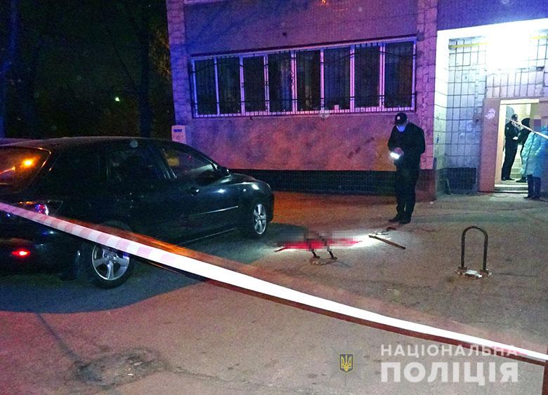 В Киеве не смогли спасти мужчину с ранением ноги