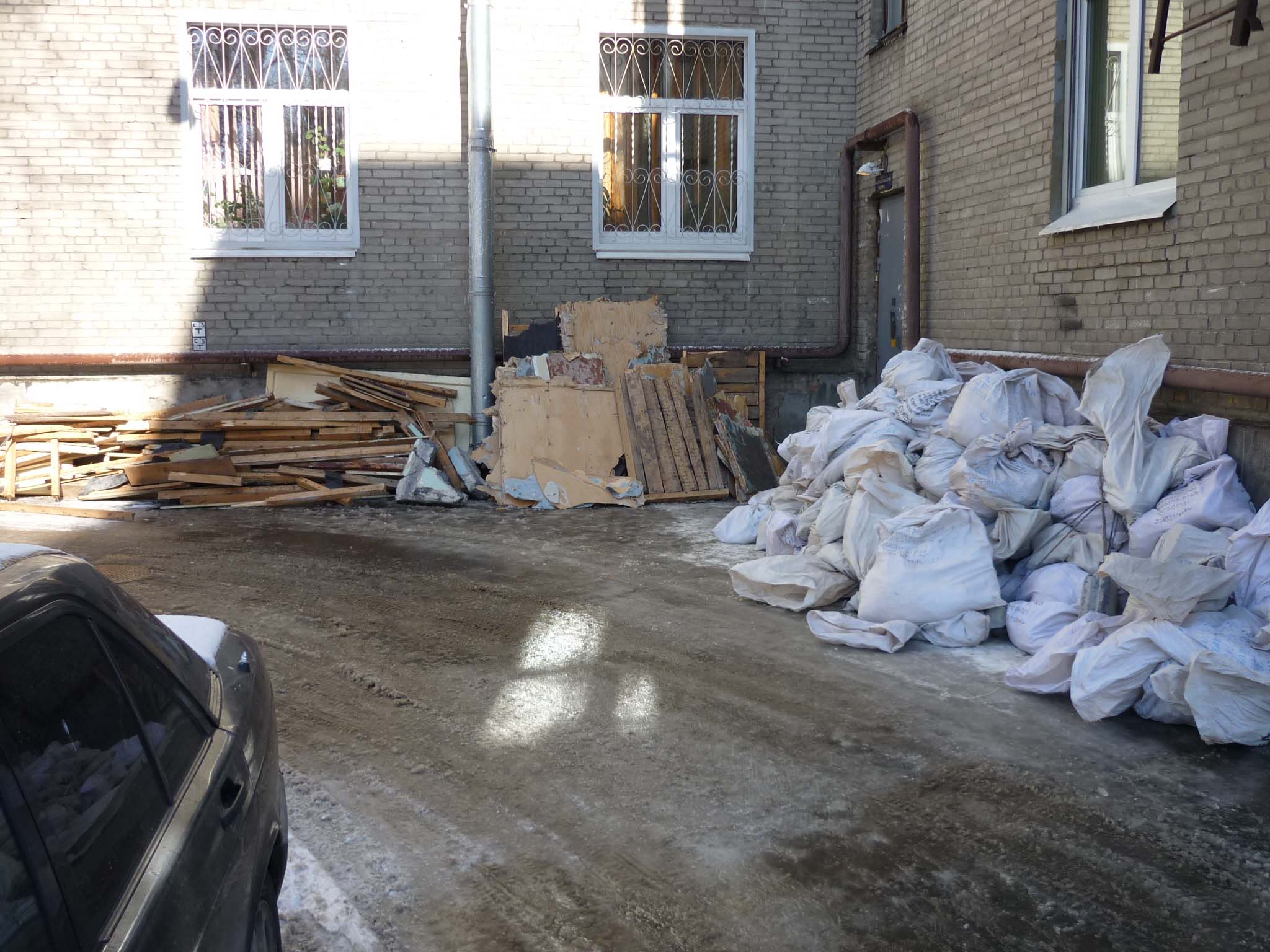 В Киеве будут штрафовать за строительный мусор на улицах